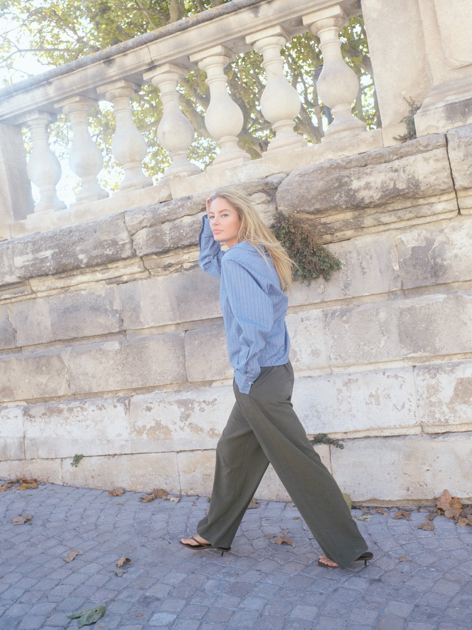 Modelshot / Olive Night / Detail